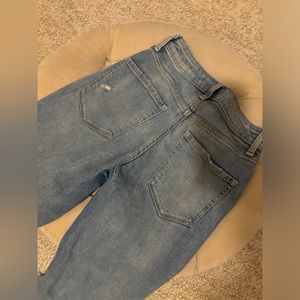 Arizona Size 0 Medium-Light Wash Jeans with Lots of Rips
